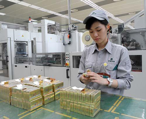 國(guó)企擴(kuò)招下的困境 為何九成大學(xué)生依然難進(jìn)？江西人力資源視角下的現(xiàn)實(shí)剖析